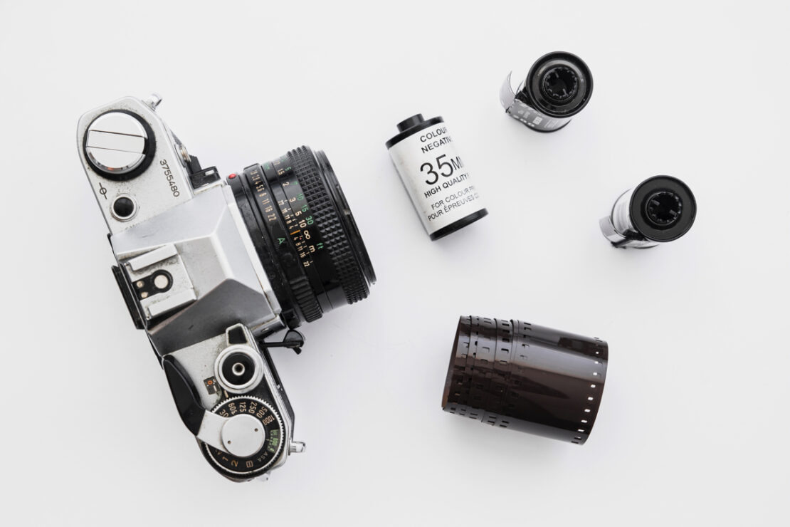 Best Film Cameras for Beginners in Film Photography GS Yarn